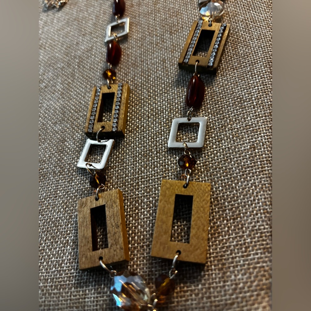 Artisan Wooden and Silver Necklace - Picture 4 of 5